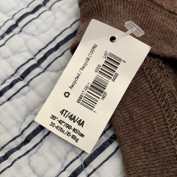 3for20💕🤗NWT Old navy short sleeves for boy size 4T - Picture 3 of 4